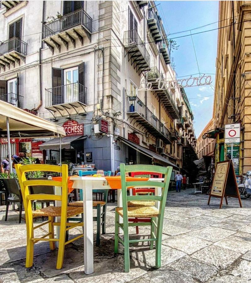 La Casa Di Tabbi Apartment Palermo Bagian luar foto