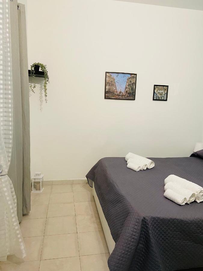 La Casa Di Tabbi Apartment Palermo Bagian luar foto